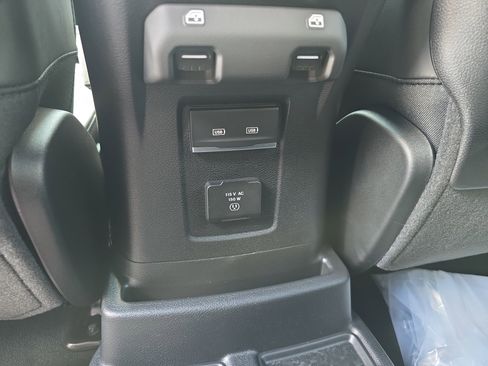 New 2025 Jeep Wrangler Unlimited Rubicon 392 image 18