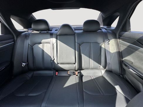 Used 2021 Kia K5 GT image 12