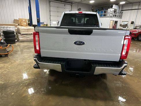 New 2026 Ford F250 XL w/ XL Off-Road Package image 6