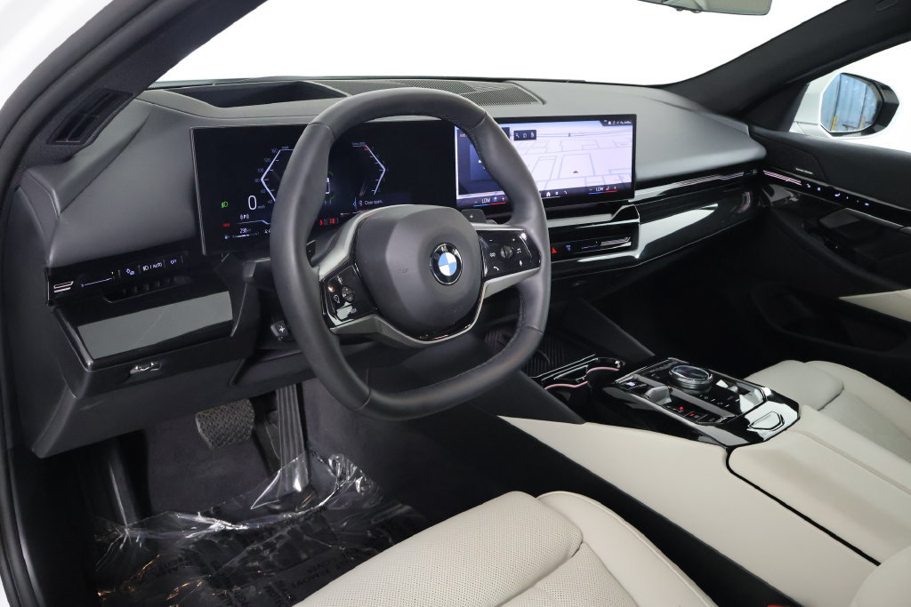 Certified 2026 BMW 530i w/ Premium Package RWD image 7