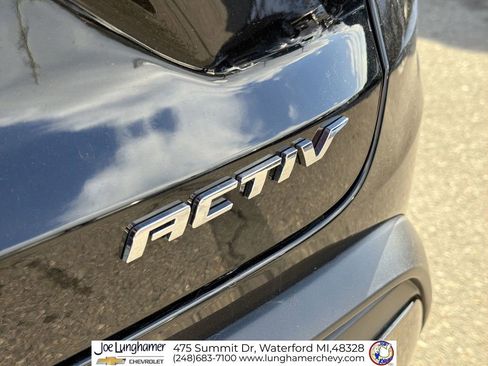 Used 2024 Chevrolet Trax ACTIV w/ Driver Confidence Package image 31