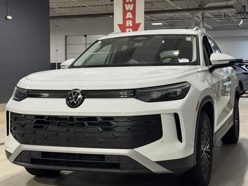 New 2026 Volkswagen Tiguan S image 23