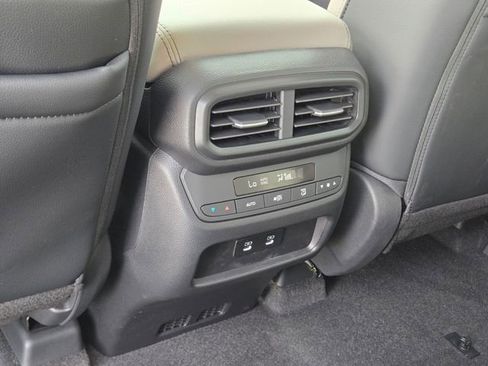 New 2026 Honda Pilot Touring image 10