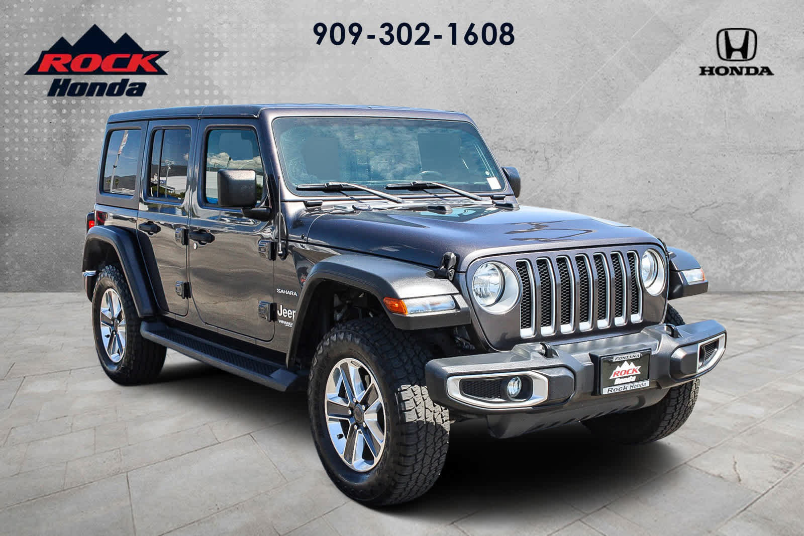 Used 2020 Jeep Wrangler Unlimited Sahara AWD/4WD image 3