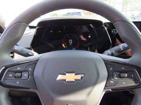 New 2026 Chevrolet Trax LT image 24