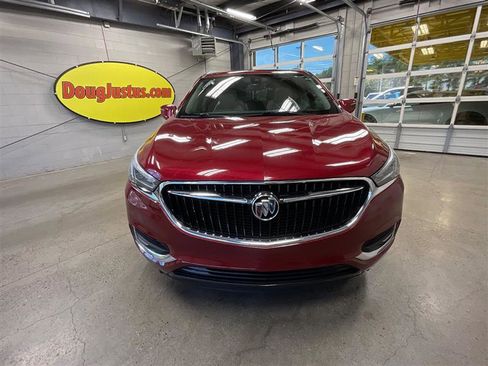 Used 2018 Buick Enclave Premium w/ Trailering Package image 8