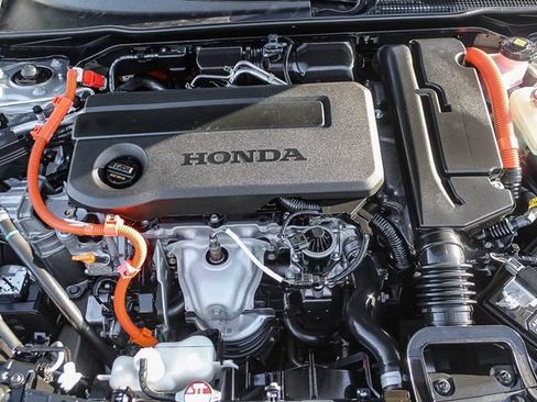Used 2025 Honda Civic Sport image 37