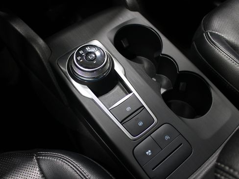 Used 2022 Ford Escape SEL w/ Technology Package FWD image 19