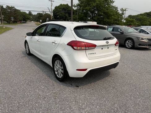 Used 2015 Kia Forte EX FWD image 3