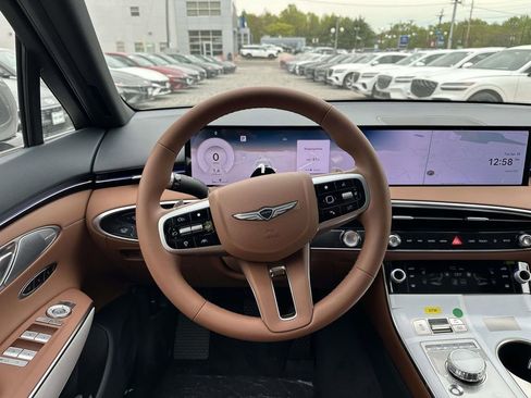 New 2026 Genesis GV70 2.5T Advanced AWD/4WD image 9