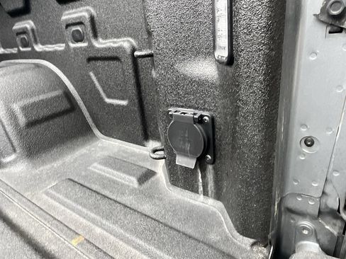 Certified 2024 Chevrolet Silverado 1500 LT AWD/4WD image 33