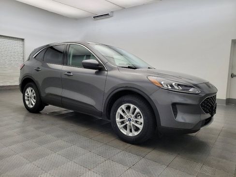 Used 2021 Ford Escape SE image 11