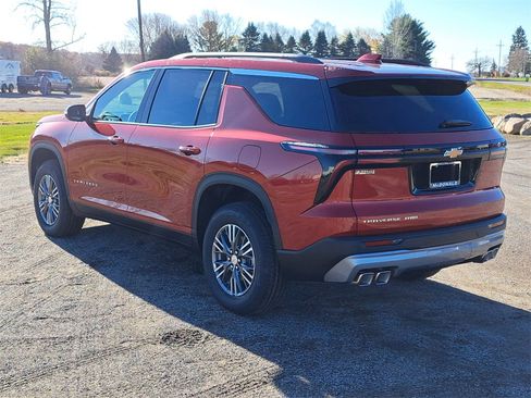 New 2026 Chevrolet Traverse LT w/ LPO, Floor Liner Package image 4