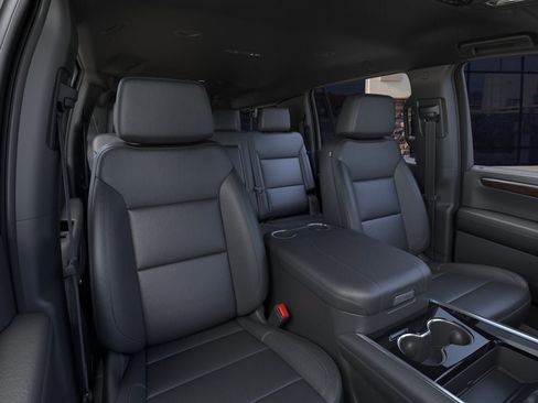 New 2026 Chevrolet Suburban LT AWD/4WD image 16