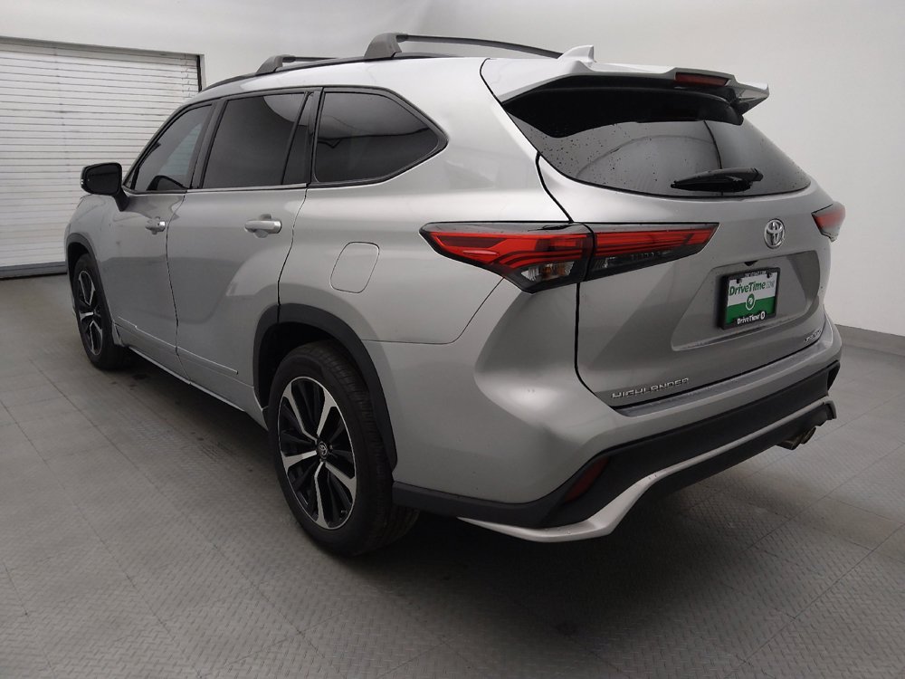 Used 2021 Toyota Highlander XSE AWD/4WD image 5