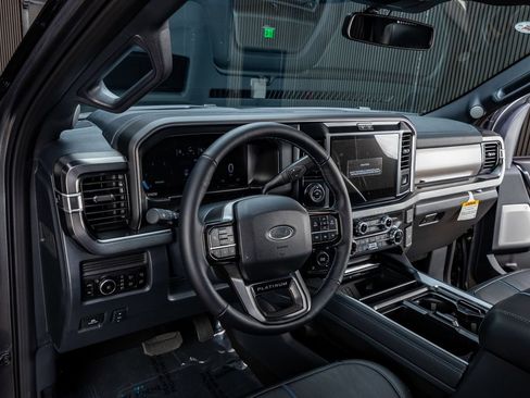 Used 2026 Ford F250 Platinum AWD/4WD image 17
