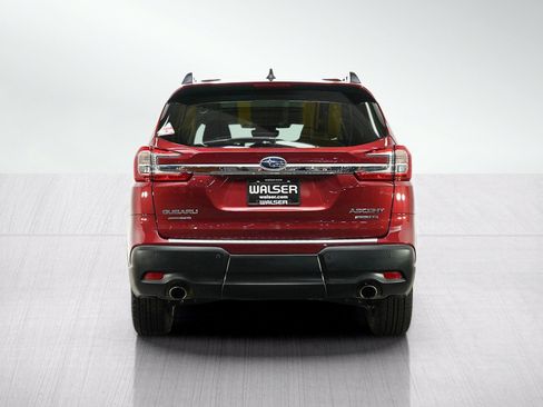 Used 2024 Subaru Ascent Limited w/ Technology Package AWD/4WD image 4