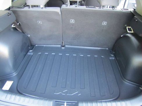 Used 2024 Kia Niro LX FWD image 21