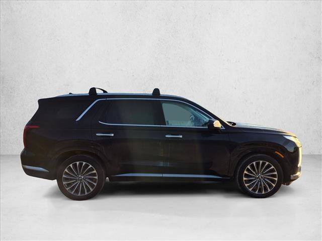 Used 2024 Hyundai Palisade Calligraphy FWD image 4