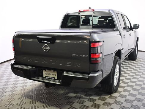 Used 2022 Nissan Frontier SV image 6
