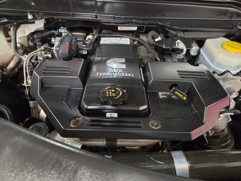 Used 2024 RAM 2500 Laramie image 95