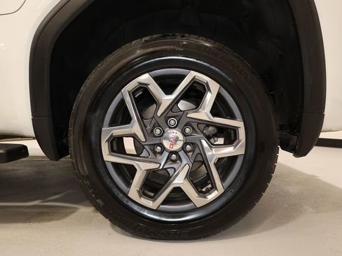 Used 2023 GMC Sierra 1500 SLT w/ SLT Premium Package image 34