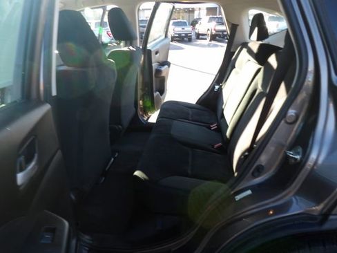 Used 2012 Honda CR-V LX image 27