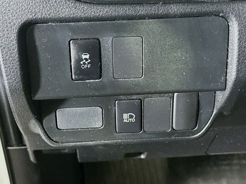 Used 2022 Toyota Tacoma SR5 image 16