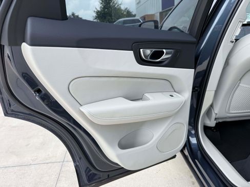 Certified 2026 Volvo XC60 B5 Ultra w/ Protection Package Premier AWD/4WD image 14