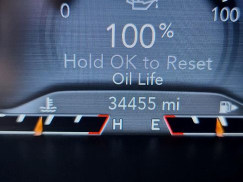 Used 2022 Jeep Cherokee Limited image 25