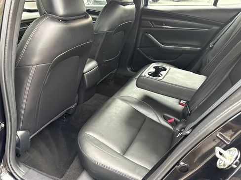 Used 2019 MAZDA MAZDA3 Sedan w/ Select Package FWD image 16
