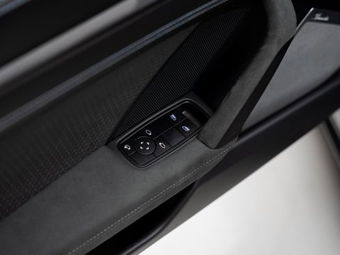 Used 2025 Porsche 911 Targa 4 GTS image 61