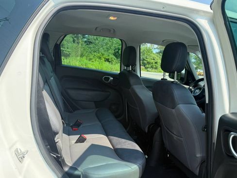 Used 2015 FIAT 500L Lounge FWD image 15