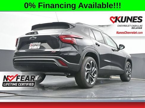 New 2026 Chevrolet Trax RS w/ Sunroof Package FWD image 37