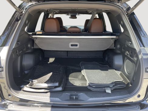 Certified 2025 Subaru Forester Touring w/ Popular Package - Touring AWD/4WD image 27