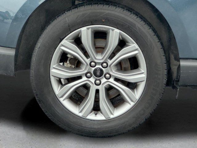 Used 2024 Ford Edge Titanium AWD/4WD image 9