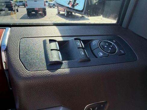 Used 2020 Ford F150 King Ranch w/ Equipment Group 601A Luxury AWD/4WD image 18