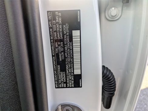 New 2026 Volvo XC40 B5 Ultra w/ Protection Package Premier image 18