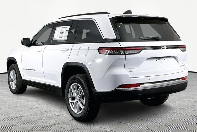 New 2026 Jeep Grand Cherokee Laredo X AWD/4WD image 4