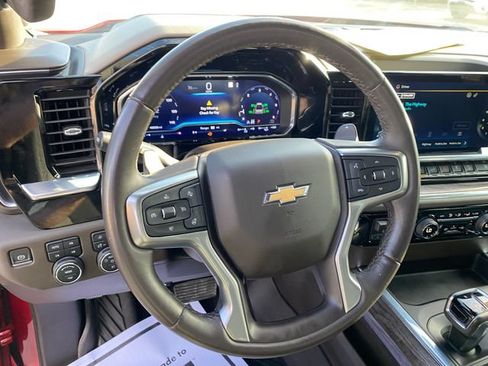 Used 2023 Chevrolet Silverado 1500 LTZ AWD/4WD image 11