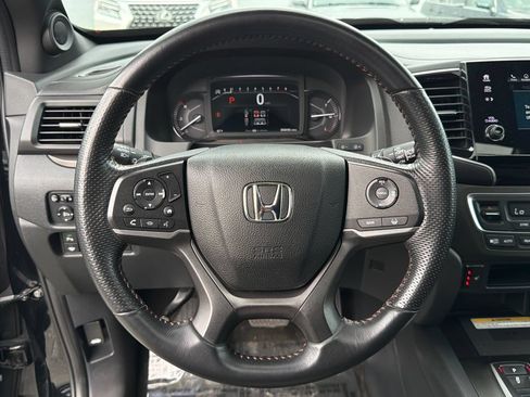 Used 2023 Honda Passport TrailSport image 24