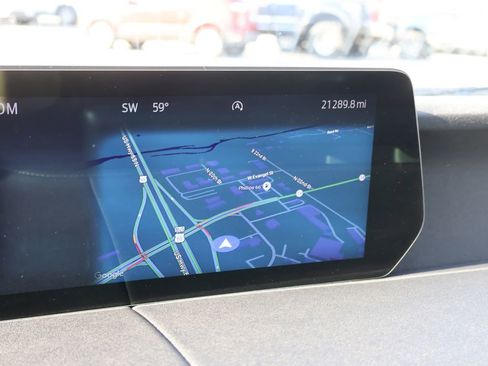 Certified 2025 Ford Expedition Platinum image 33