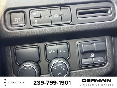 Used 2021 Chevrolet Tahoe LT w/ LT Signature Package image 20