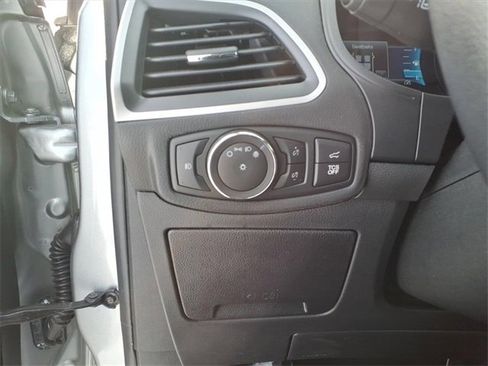 Certified 2022 Ford Edge SEL w/ Convenience Package image 14