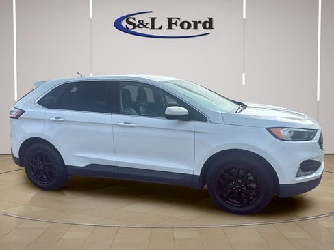 Certified 2024 Ford Edge SEL AWD/4WD image 10