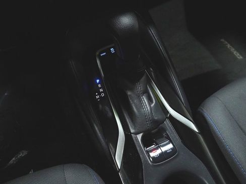 Used 2021 Toyota Corolla SE w/ Carpet Mat Package (TMS) image 19