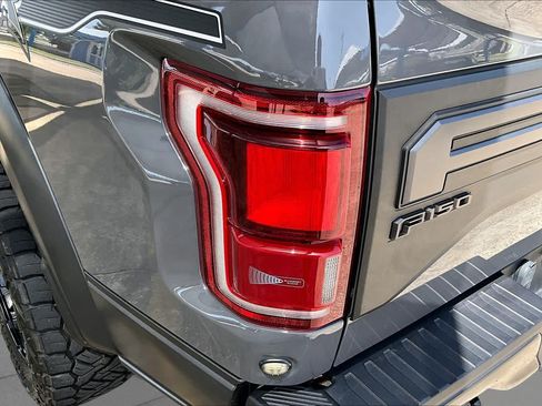 Used 2020 Ford F150 Raptor w/ Equipment Group 802A Luxury AWD/4WD image 29