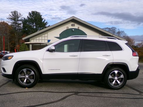 Used 2020 Jeep Cherokee Limited image 11