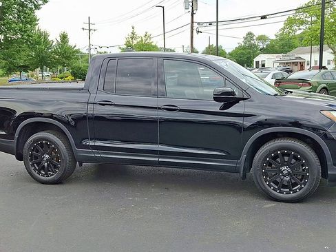 Used 2017 Honda Ridgeline Black Edition image 4