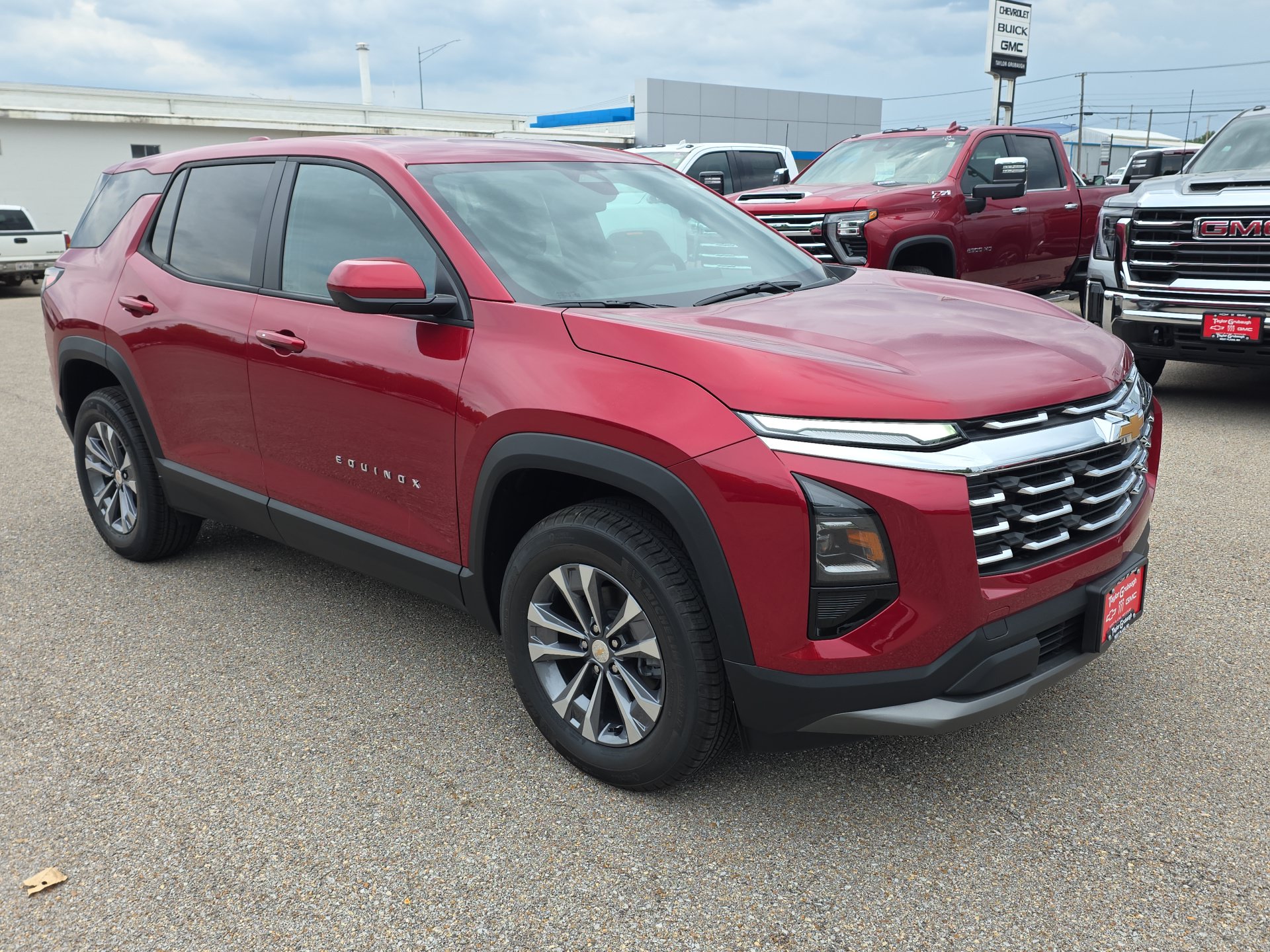 New 2027 Chevrolet Equinox LT w/ Convenience Package II AWD/4WD image 2